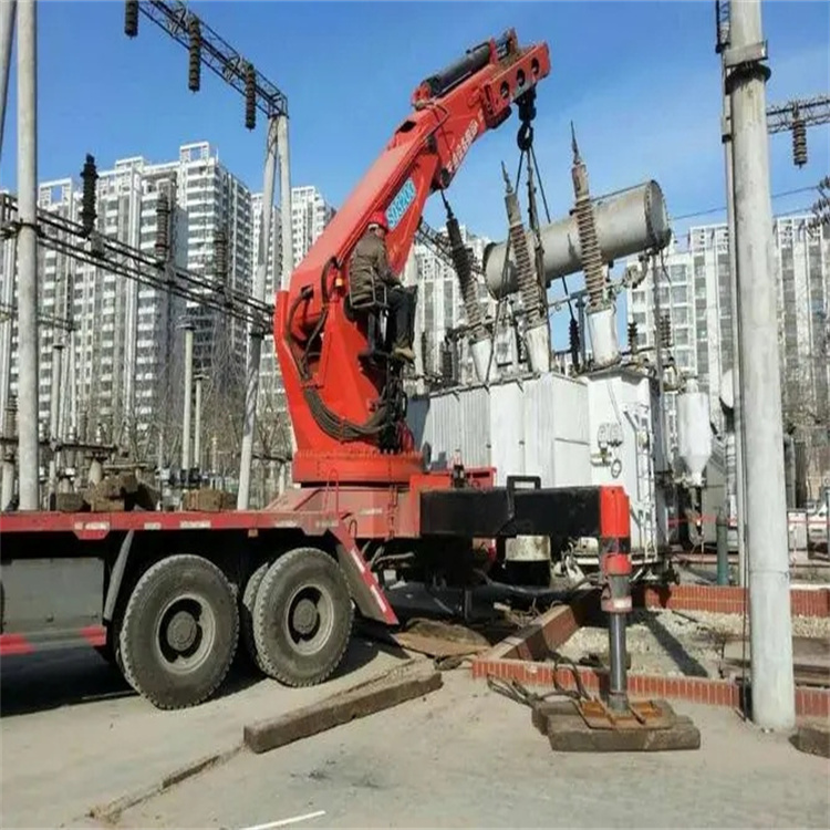 汶川就近吊车出租|工地厂房吊装设备租赁|24小时高效响应