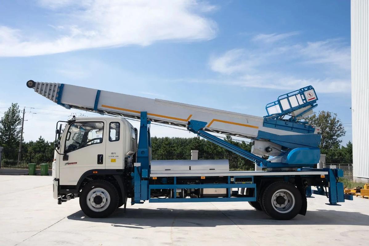 汶川云梯上料车租赁费用