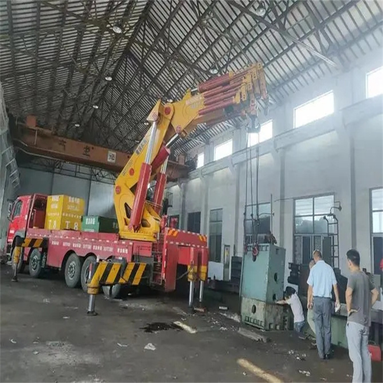 汶川速查！附近自卸吊车租赁电话及租赁全攻略