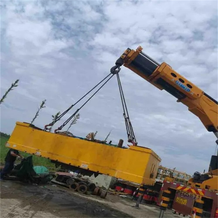 汶川随车吊吊集装箱怎么吊